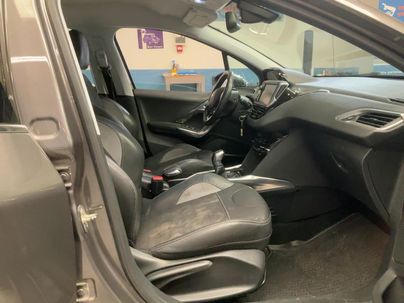 Peugeot 2008 1.6 Allure 2014 – снимка 16