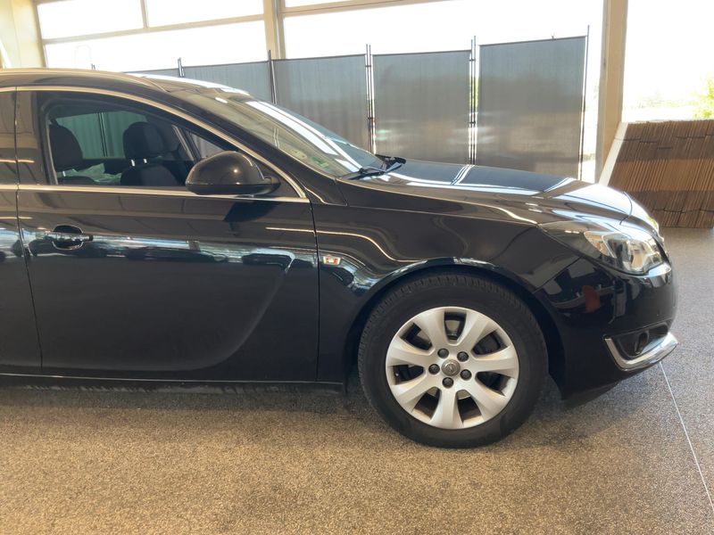 Opel Insignia Sports Tourer 2.0 CDTI Innovation — zdjęcie 8