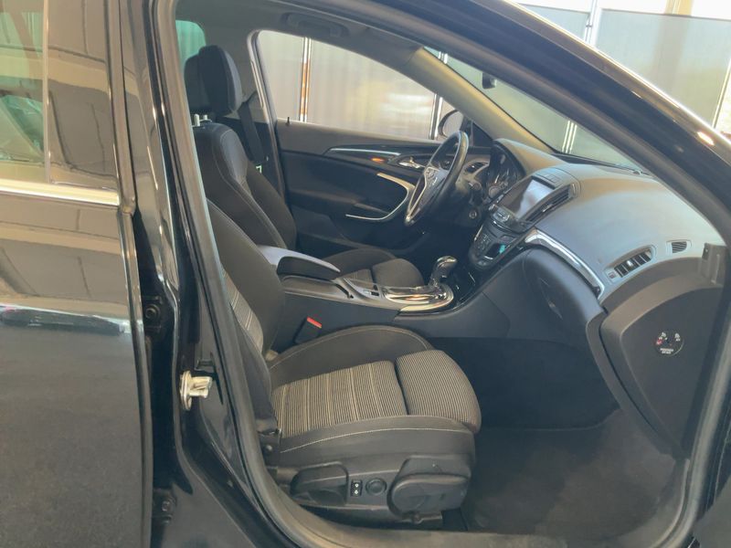 Opel Insignia Sports Tourer 2.0 CDTI Innovation — zdjęcie 11