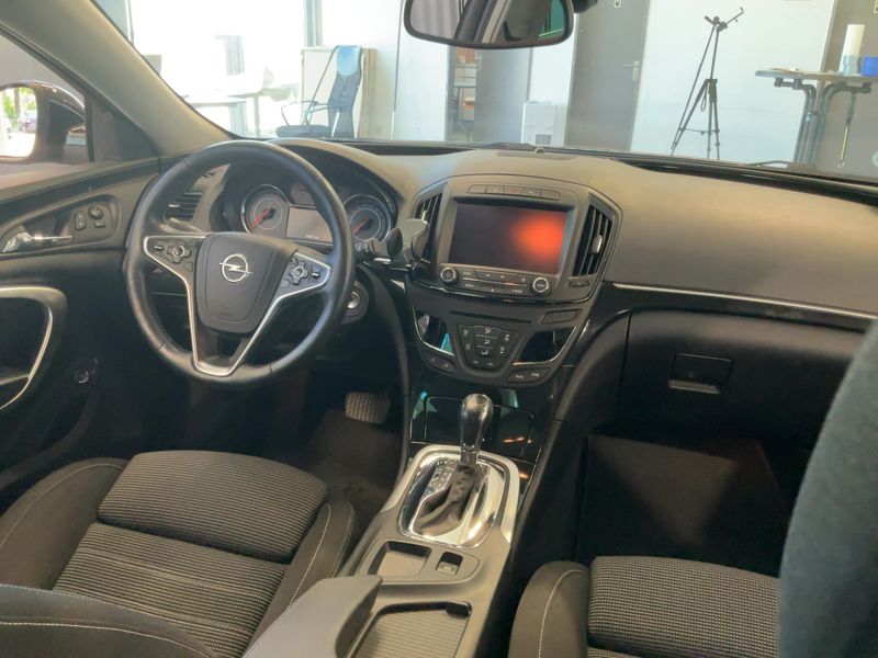 Opel Insignia Sports Tourer 2.0 CDTI Innovation — zdjęcie 12