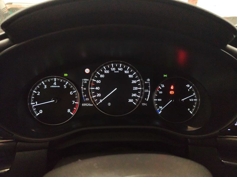 Mazda 3 2.0 Skyactiv-X Mild-Hybrid Zenith-X — zdjęcie 12