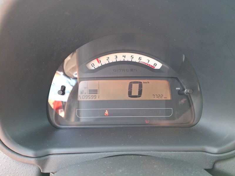 Citroen C2 1.1 Tonic — zdjęcie 12