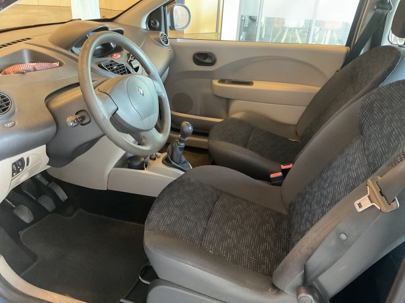 Renault Twingo 1.2 Authentique — zdjęcie 3
