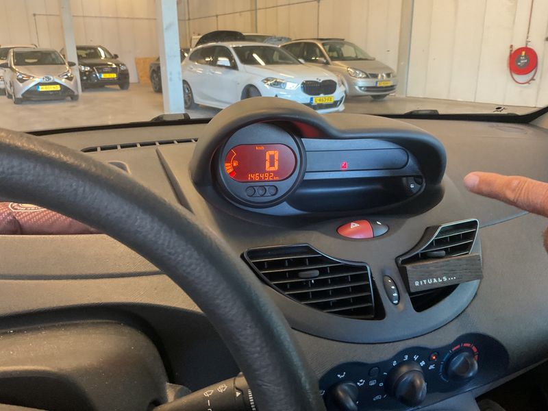 Renault Twingo 1.2 Authentique — zdjęcie 4