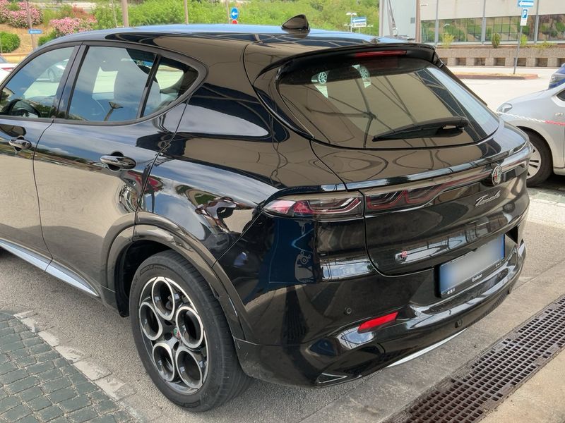 Alfa Romeo Tonale 1.6 VGT-D Ti — zdjęcie 3