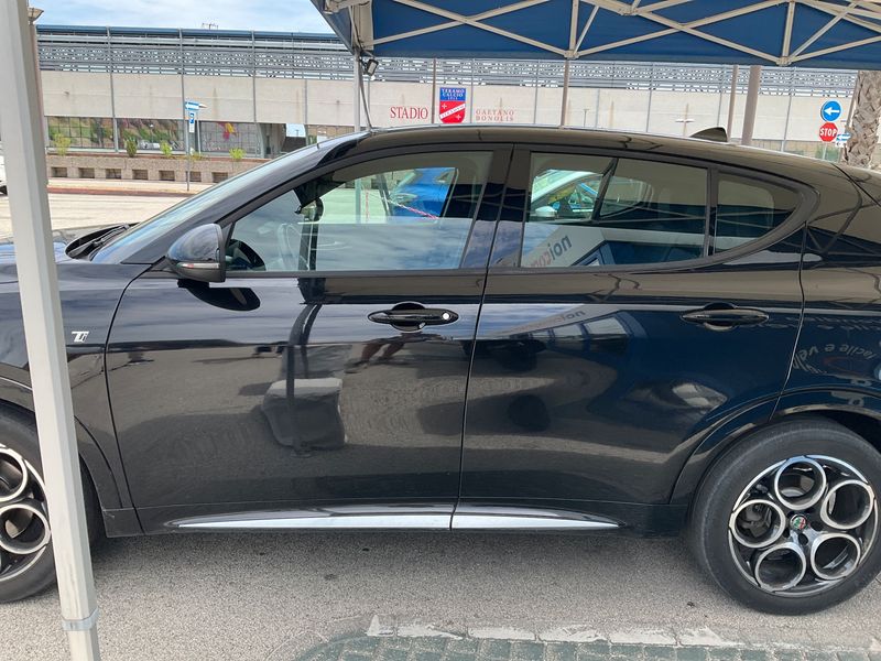 Alfa Romeo Tonale 1.6 VGT-D Ti — zdjęcie 4