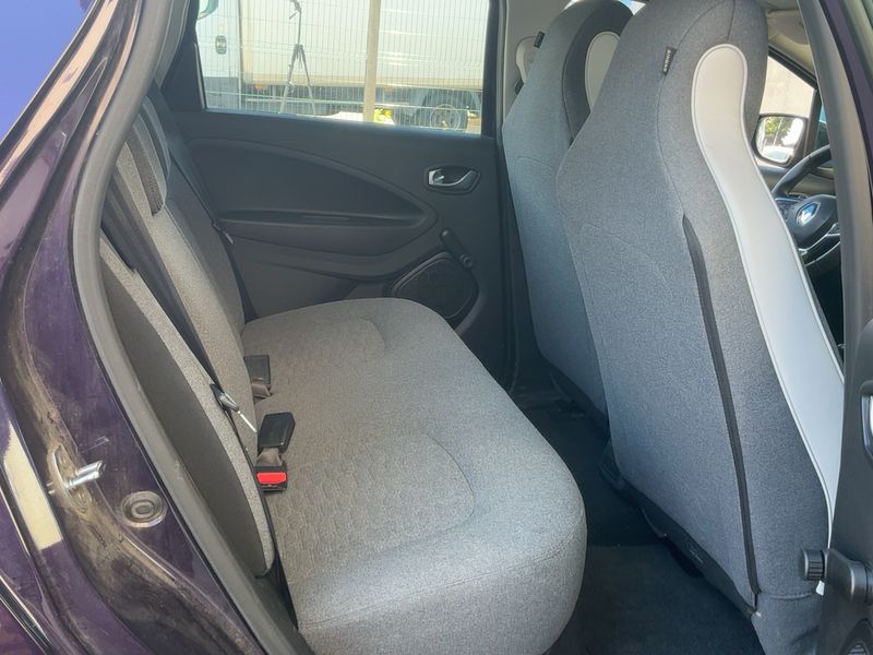 Renault Zoe electric drive 51 kW Limited 2021 – снимка 19