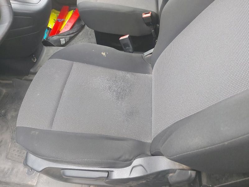 Peugeot Partner 1.2 PureTech Premium L1 2021 – снимка 25