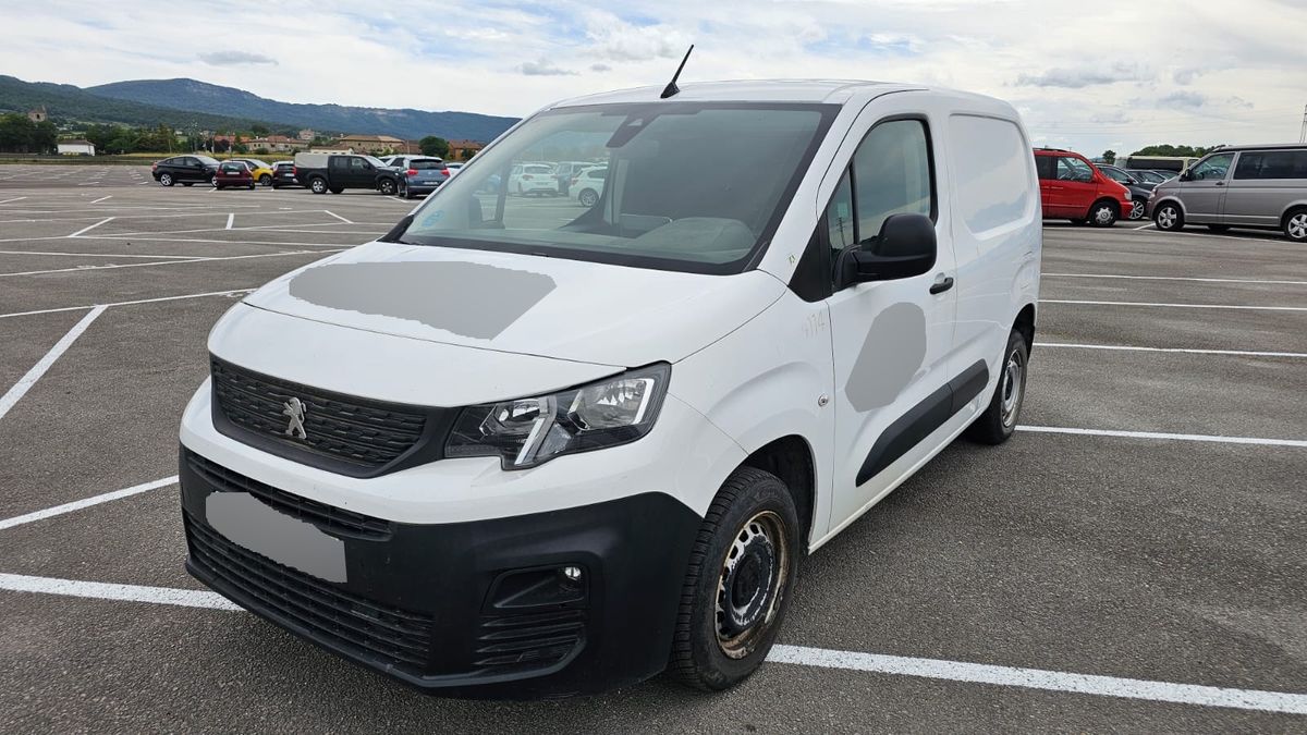 Peugeot Partner 2021 — photo 1