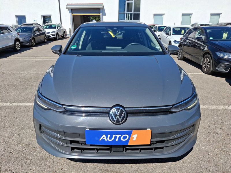 Volkswagen Golf VIII 1.5 eTSI Life — zdjęcie 7