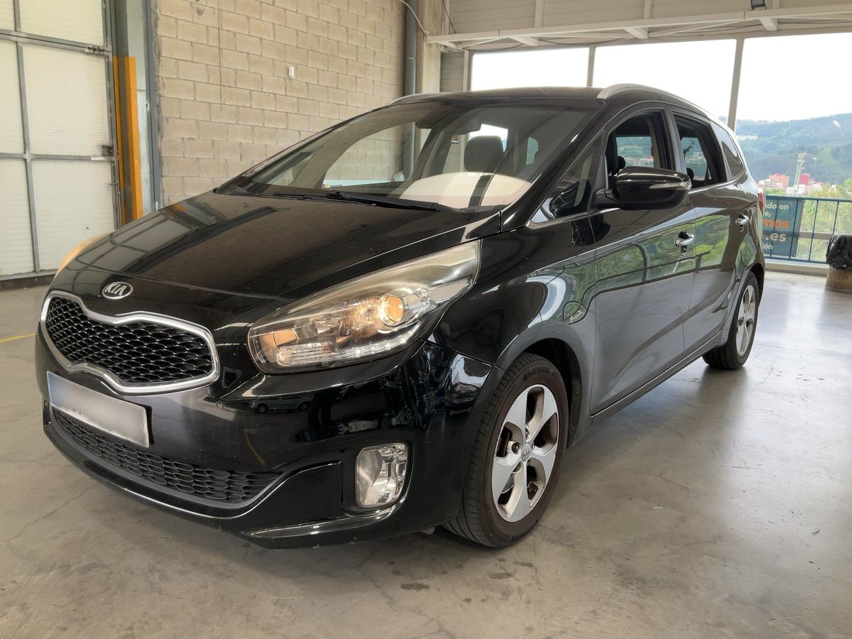 Kia Carens 2015