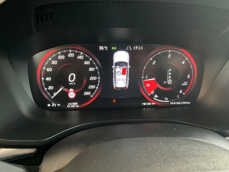 Volvo XC60 2.0 D4 Business AWD 2018 – снимка 18
