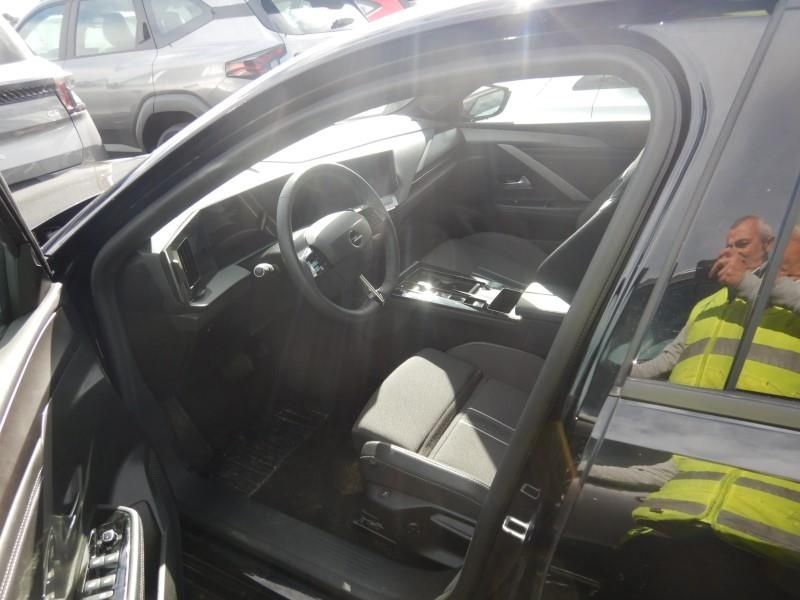 Opel Astra 2025 — photo 11