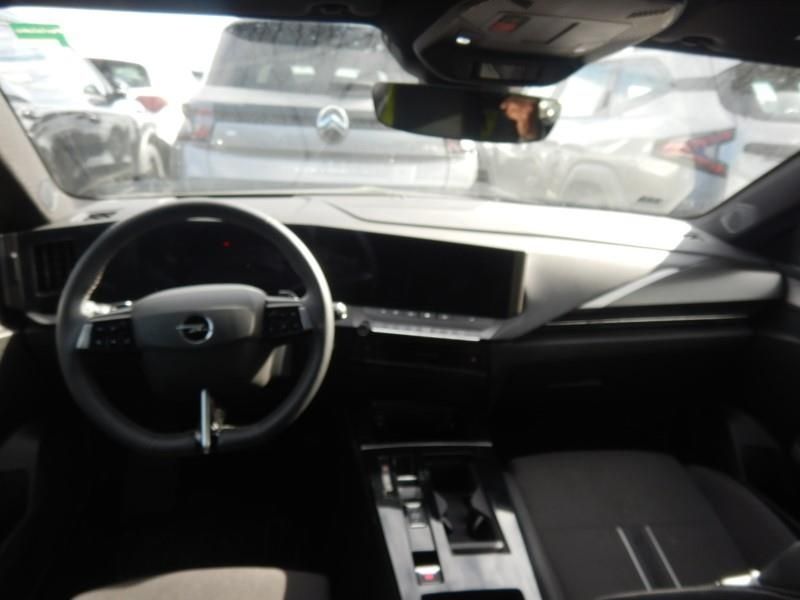 Opel Astra 2025 — photo 12
