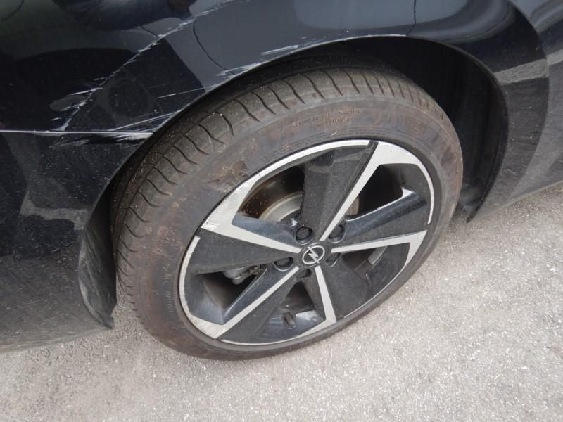 Opel Astra 2025 — photo 36