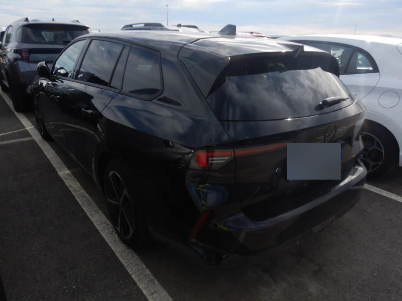 Opel Astra 2025 — photo 4
