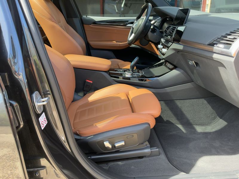 BMW iX3 electric drive 210 kW Impressive — zdjęcie 11