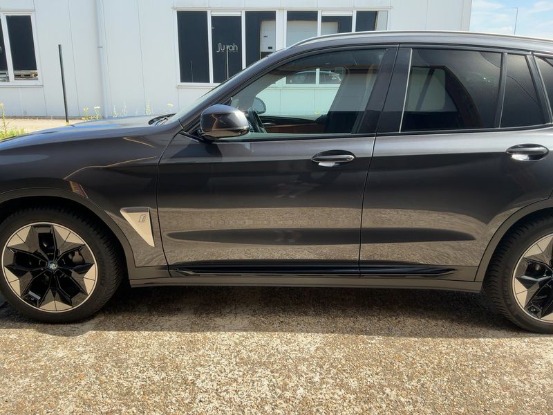 BMW iX3 electric drive 210 kW Impressive — zdjęcie 4