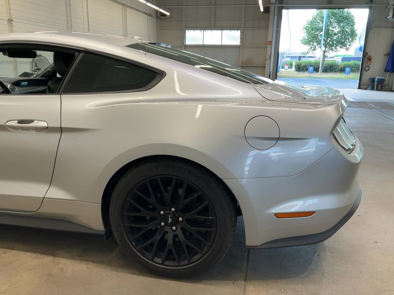 Ford Mustang 5.0 Ti-VCT V8 GT — zdjęcie 3