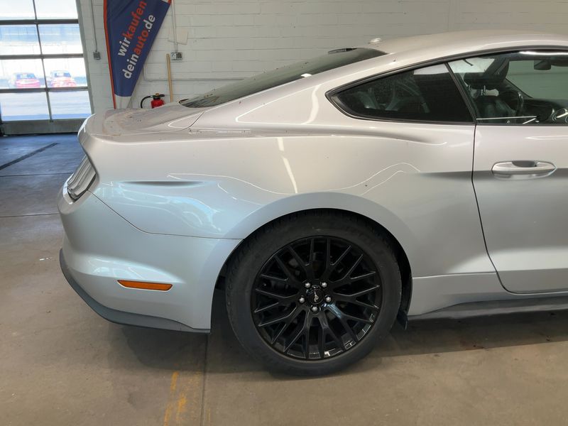 Ford Mustang 5.0 Ti-VCT V8 GT — zdjęcie 6