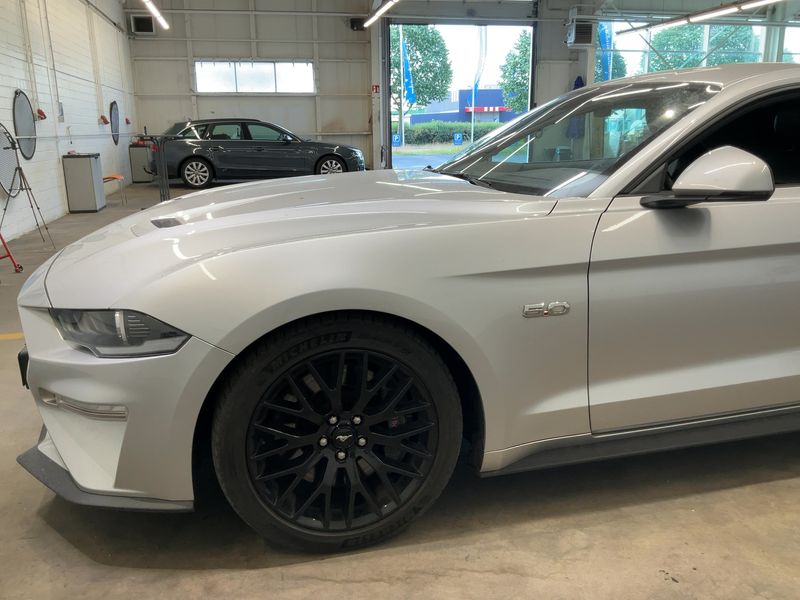 Ford Mustang 5.0 Ti-VCT V8 GT — zdjęcie 2