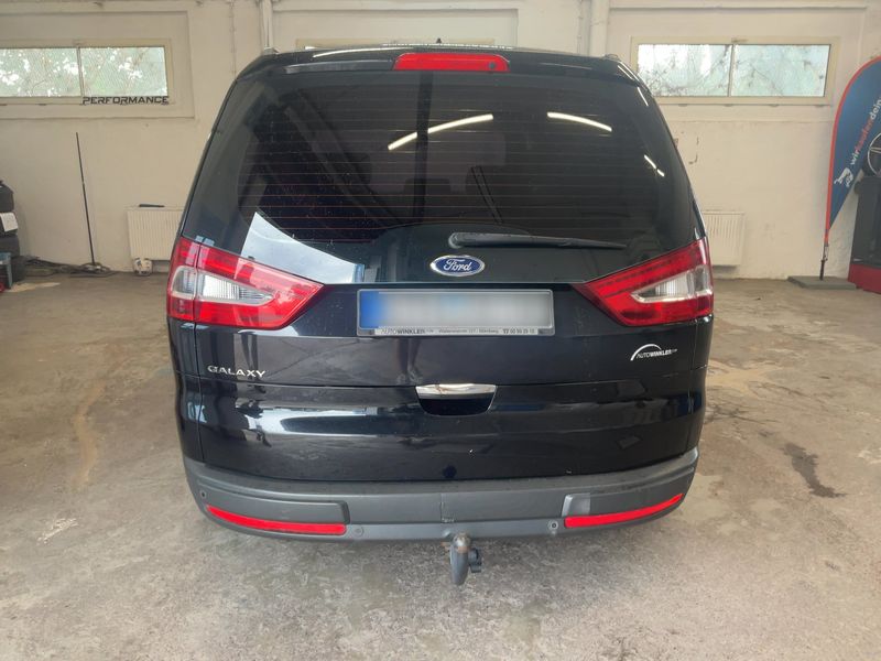 Ford Galaxy 2.2 TDCi Titanium — zdjęcie 5
