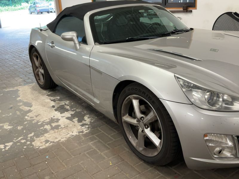 Opel GT 2.0 Turbo Basis 2008 – снимка 12