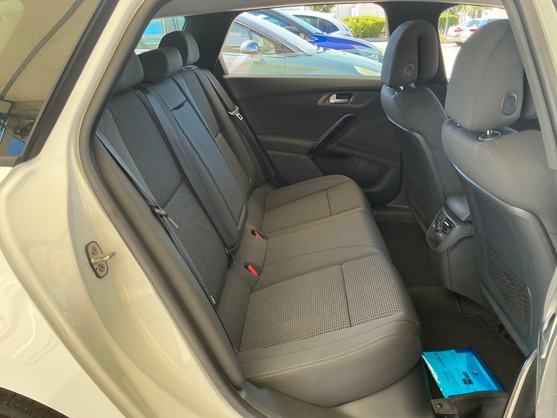 Peugeot 508 2.0 Blue-HDi Active — zdjęcie 14