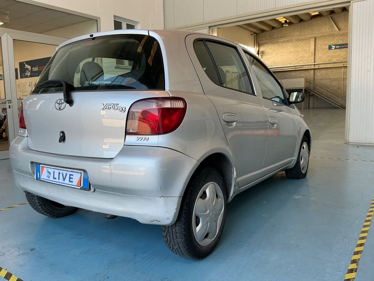Toyota Yaris 1.0 VVT-i