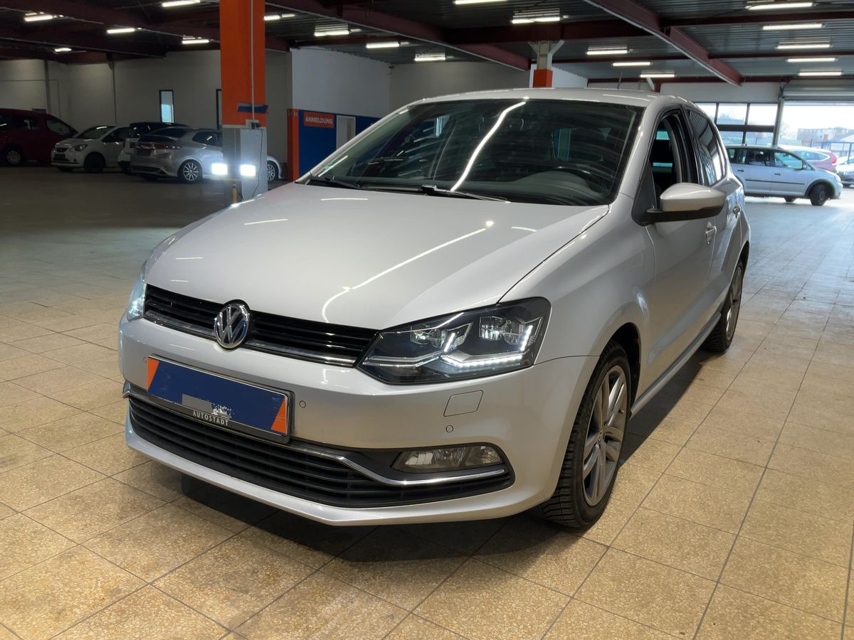 Volkswagen Polo 2016 — photo 1