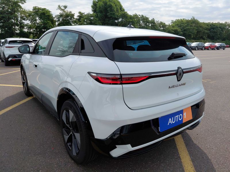 Renault Megane E-Tech electric drive 96 kW Equilibre — zdjęcie 3