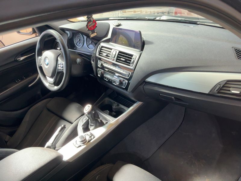 BMW 1er 118d Sport Line 2016 – снимка 18