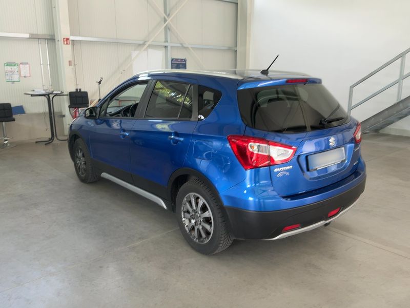 Suzuki SX4 1.6 DDiS Comfort 4x4 — zdjęcie 3