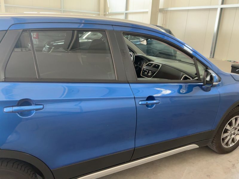 Suzuki SX4 1.6 DDiS Comfort 4x4 — zdjęcie 7