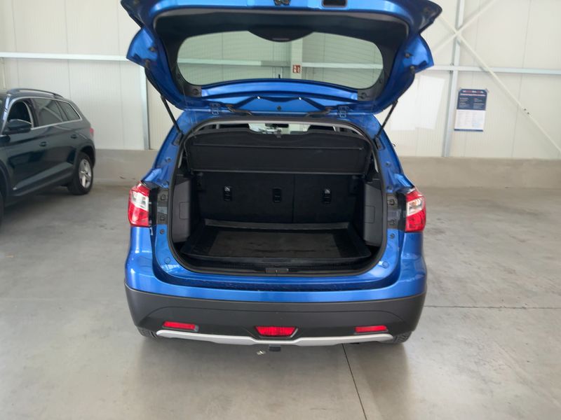Suzuki SX4 1.6 DDiS Comfort 4x4 — zdjęcie 10
