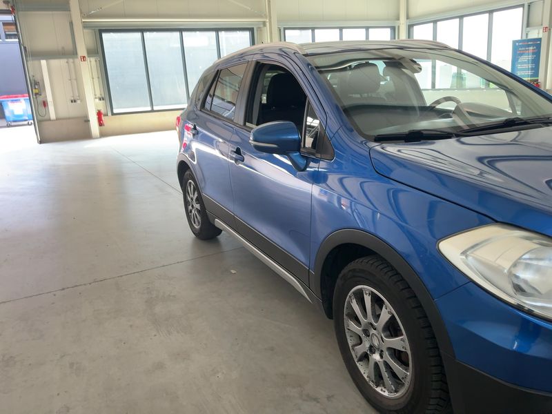 Suzuki SX4 1.6 DDiS Comfort 4x4 — zdjęcie 8