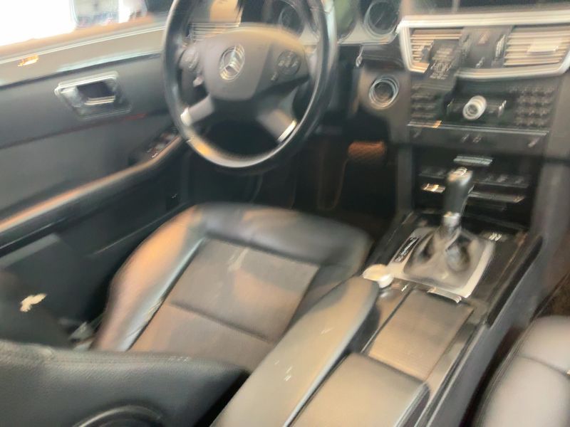 Mercedes-Benz E-Klasse E 250 CGI BlueEfficiency Avantgarde — zdjęcie 12