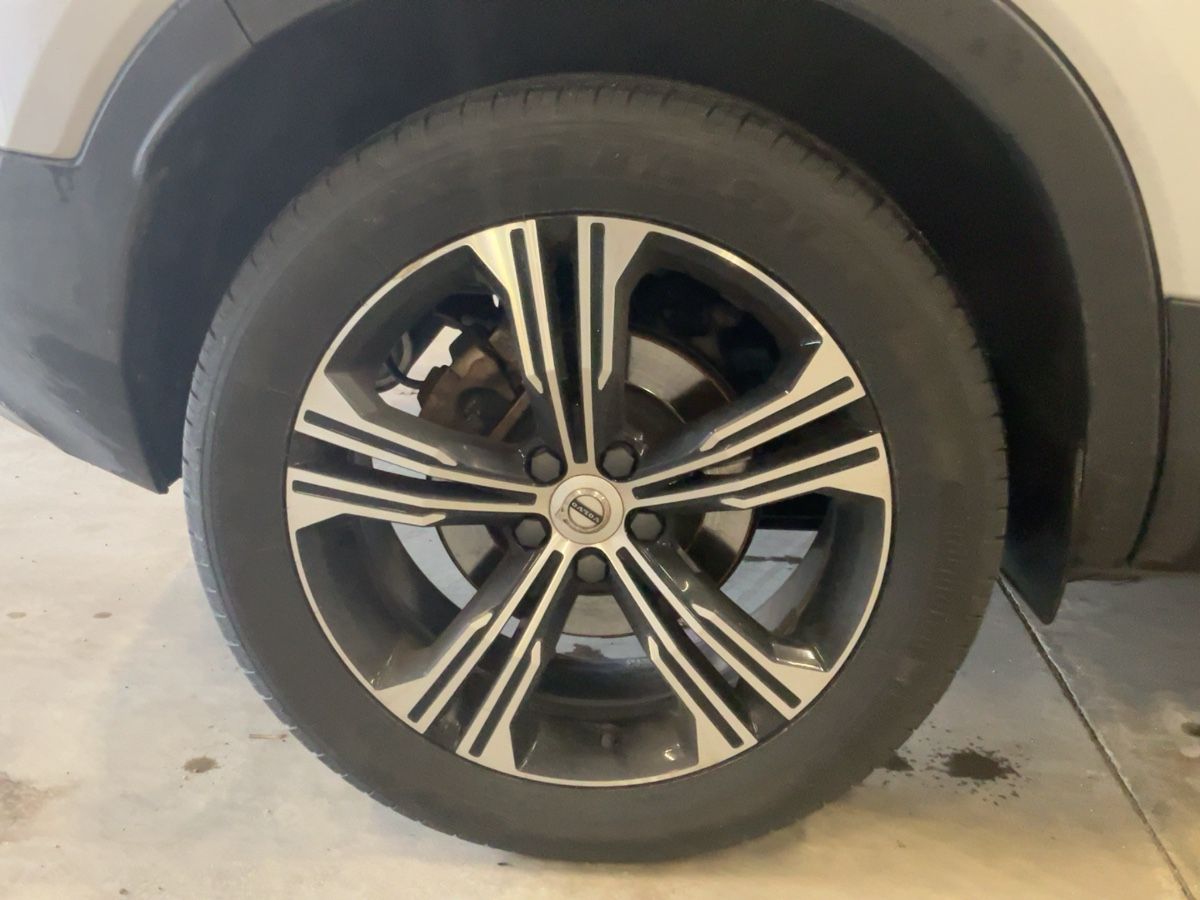 Volvo XC40 2021 — photo 10