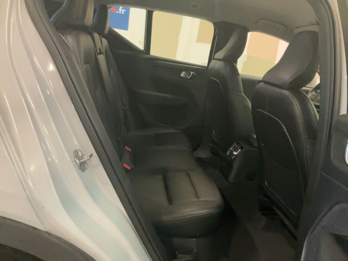 Volvo XC40 2021 — photo 20