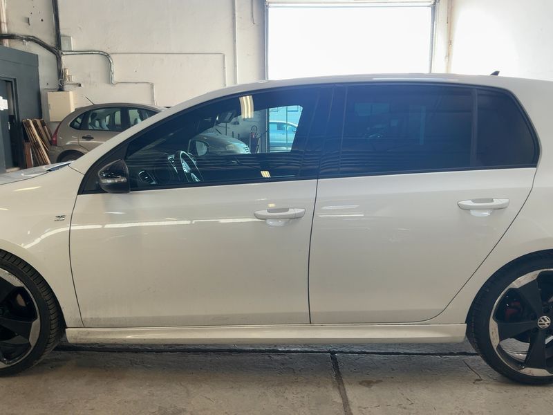 Volkswagen Golf VI 2.0 TSI GTI Edition 35 2011 – снимка 4