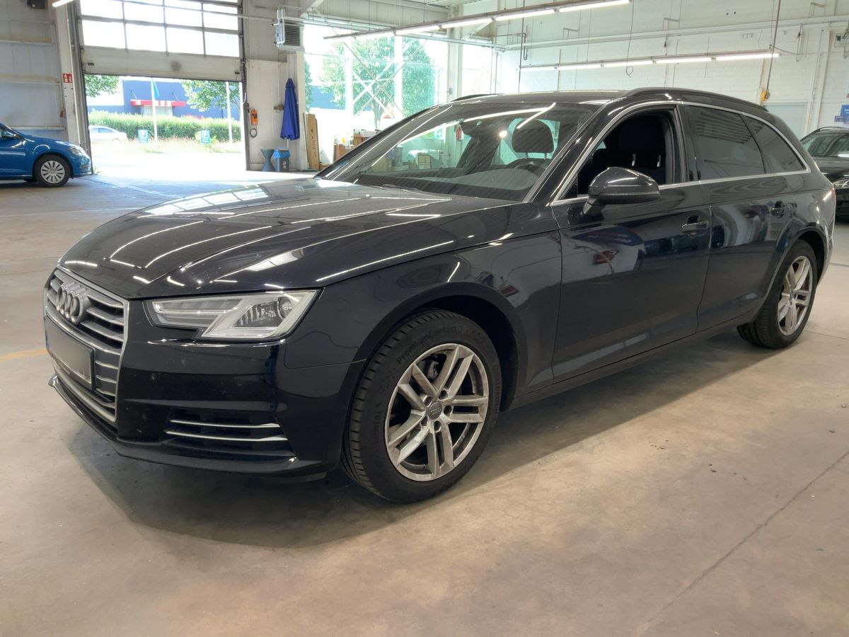 Audi A4 2016 — photo 1