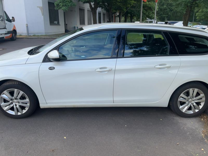Peugeot 308 1.6 Blue-HDi Active 2016 – снимка 4