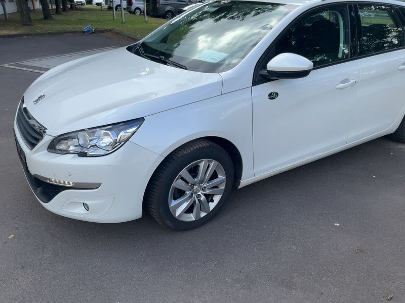 Peugeot 308 1.6 Blue-HDi Active 2016 – снимка 2