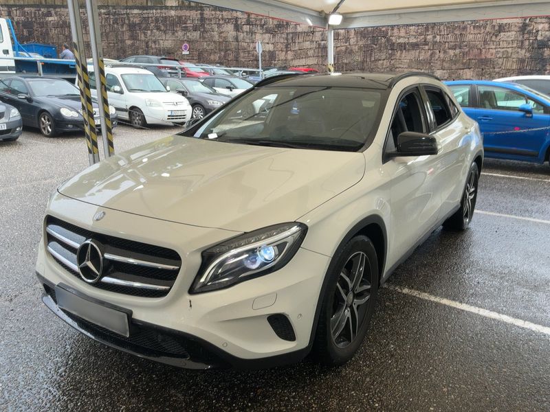 2014 Mercedes-Benz GLA-Klasse