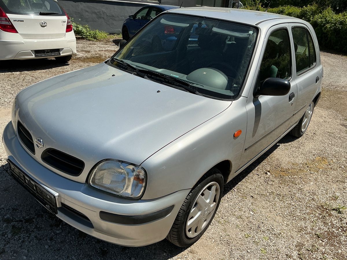 Nissan Micra 1.0 Night Fever