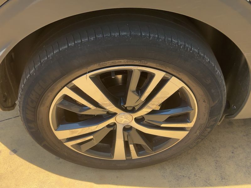 Peugeot 3008 1.2 e-THP GT Line 2018 – снимка 9