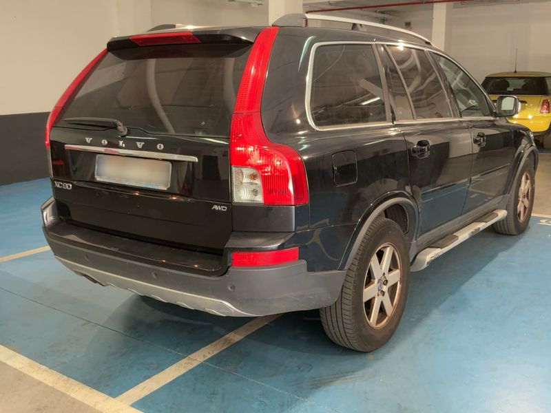 Volvo XC90 2.4 D5 Momentum 2010 – снимка 8