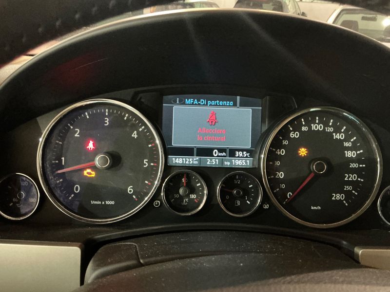 Volkswagen Touareg 3.0 V6 TDI Exclusive — zdjęcie 13