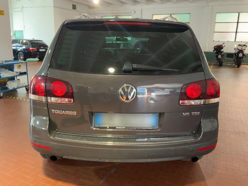 Volkswagen Touareg 3.0 V6 TDI Exclusive — zdjęcie 5