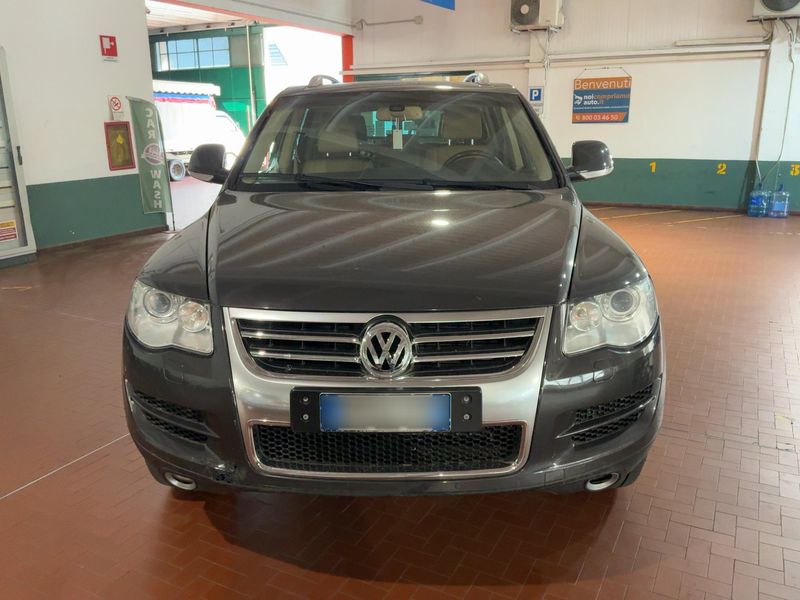 Volkswagen Touareg 3.0 V6 TDI Exclusive — zdjęcie 9